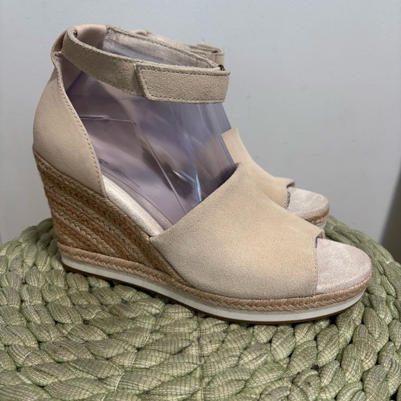 TOMS Marisol Beige Suede/Linen Ankle Strap Espadrille Wedge Sandals NWOB - Picture 5 of 9